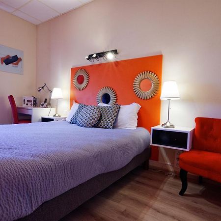Logis Hotel Le Bocage Montmarault Exterior photo